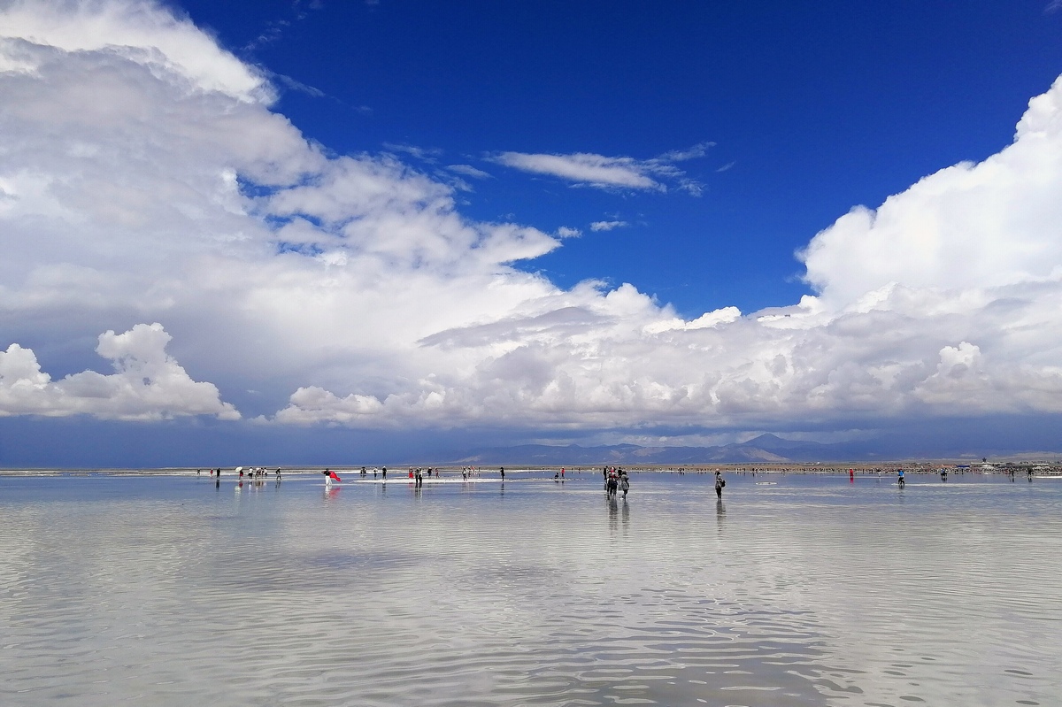 caka-salt-lake.jpg