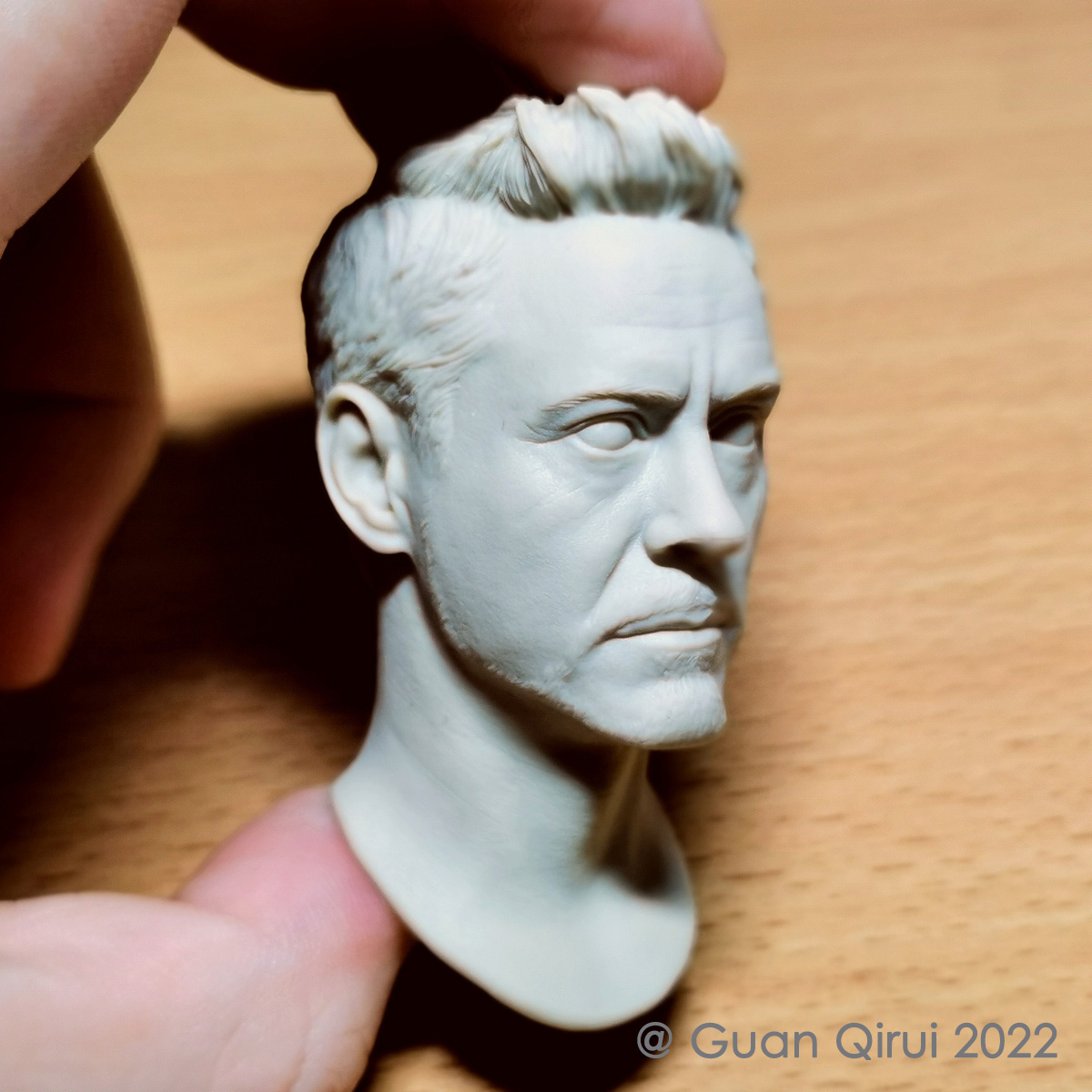 one-sixth-scale-figure-tony-stark-1.jpg