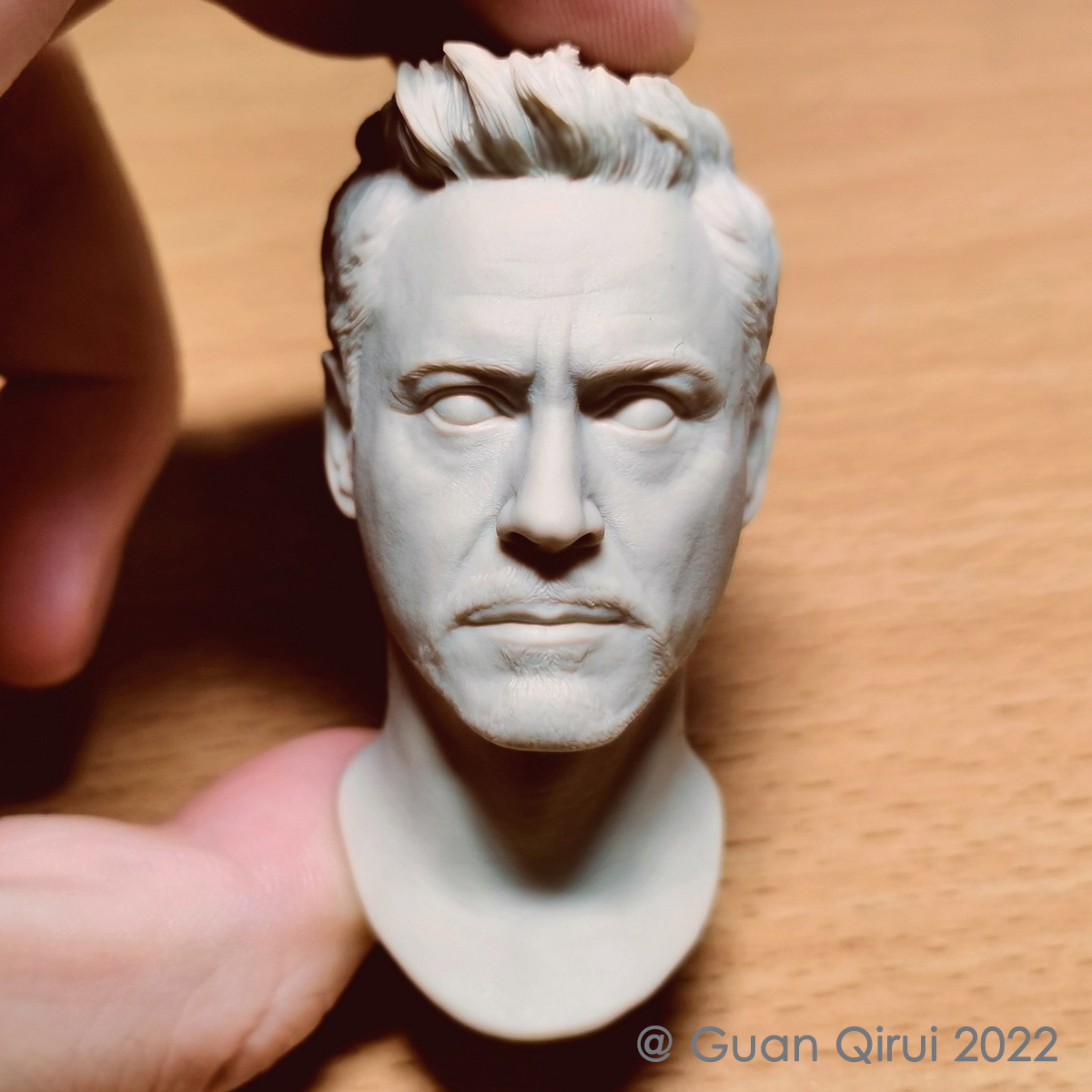 one-sixth-scale-figure-tony-stark-3.jpg